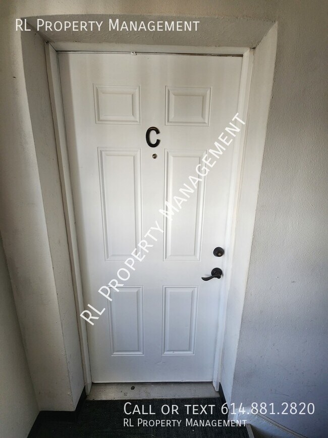 Foto del edificio - *WAIVED APPLICATION FEE WITH APPROVED APPL...