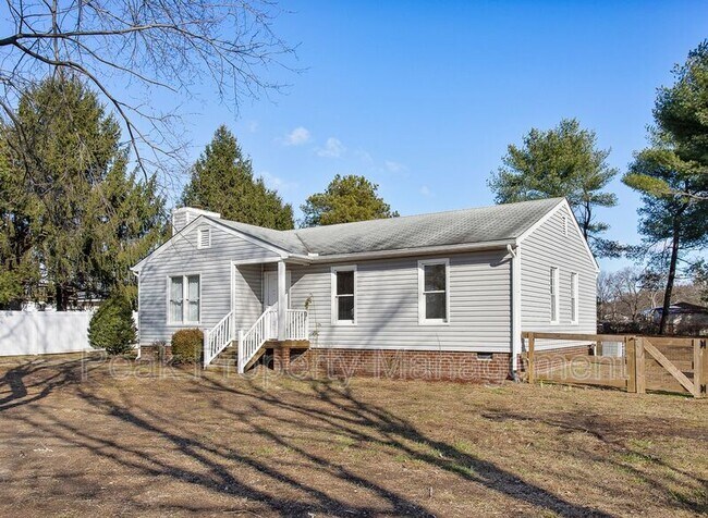 Foto del edificio - 6318 Sledds Lake Rd