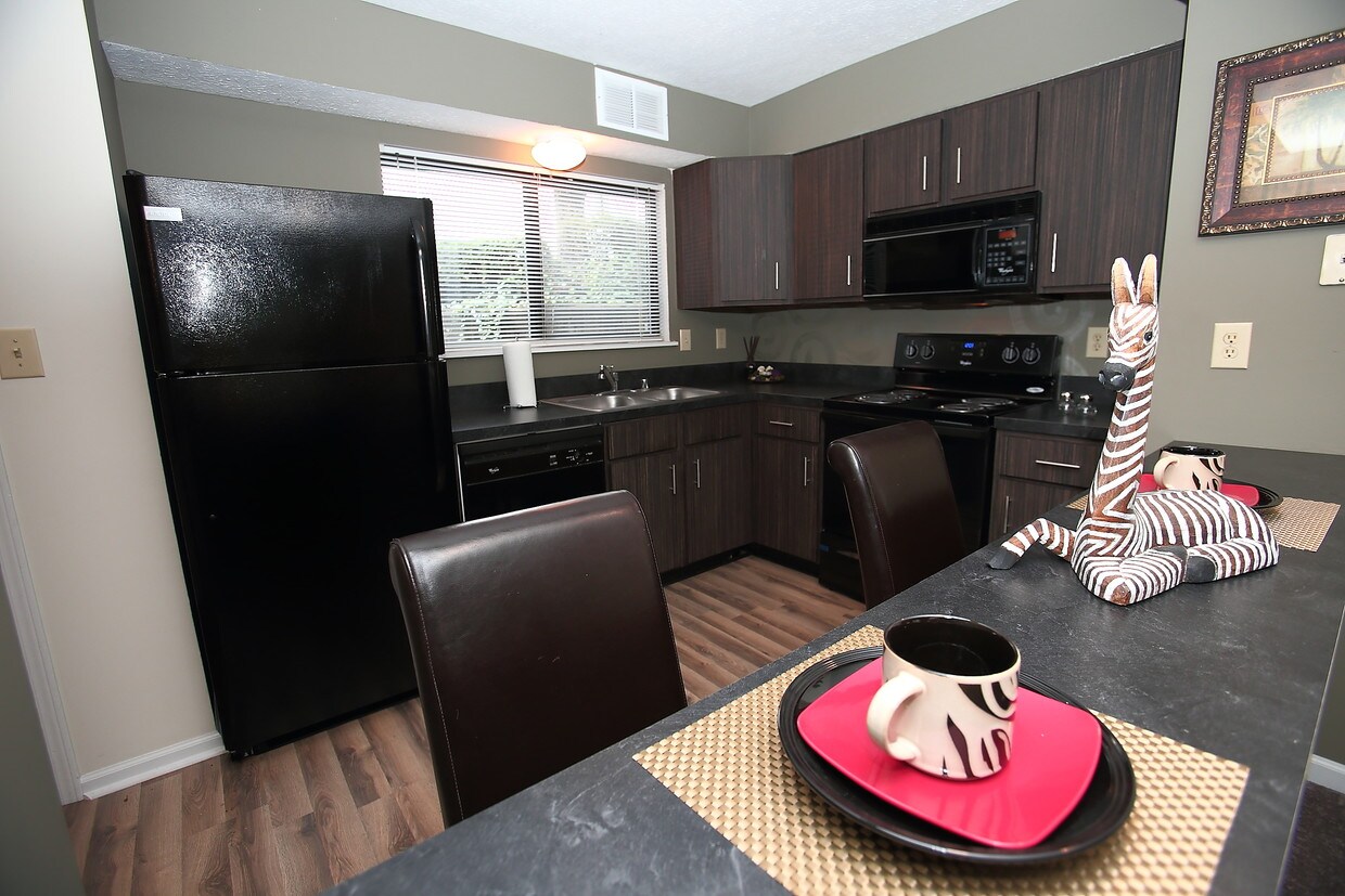 1200 Pine Valley Dr, Elizabethtown, KY 42701 Apartments in