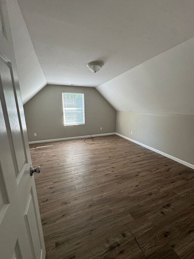 Foto del edificio - 1501 N Johnson St