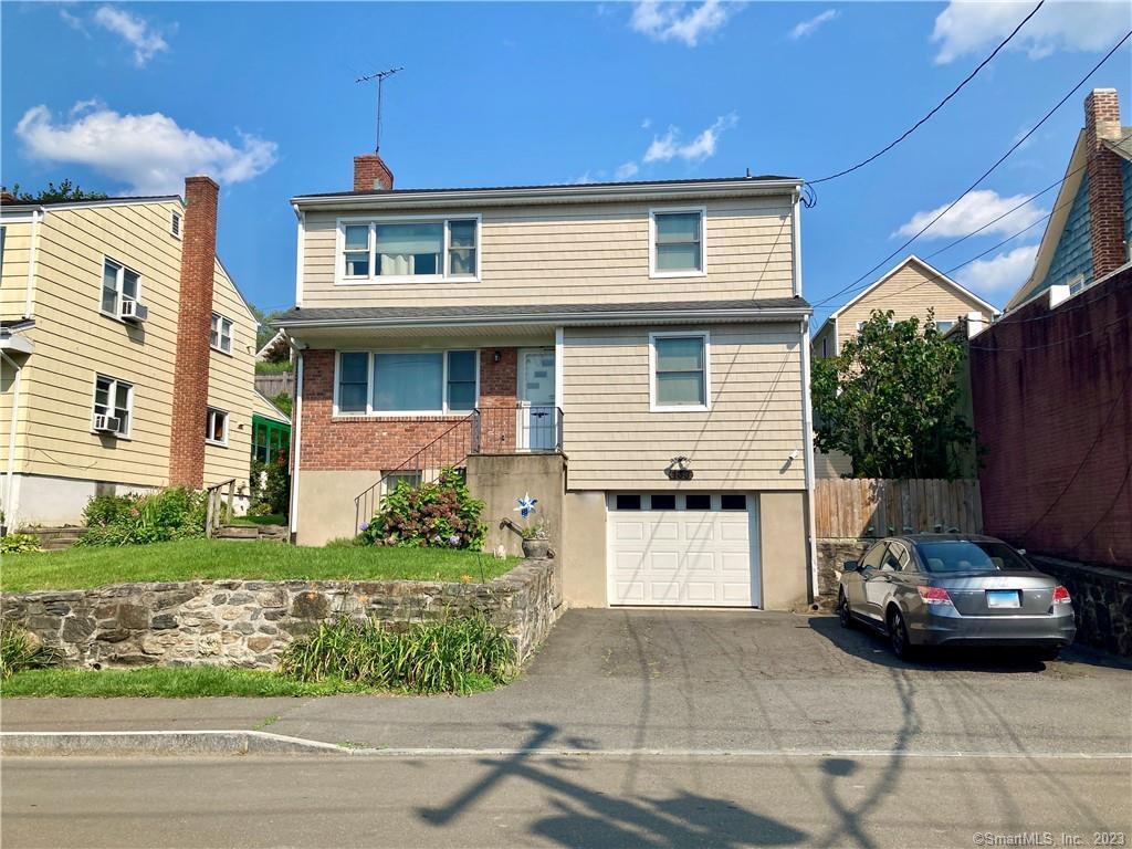 133 N Water St Unit 1st Fl, Greenwich, CT 06830 Room for Rent in