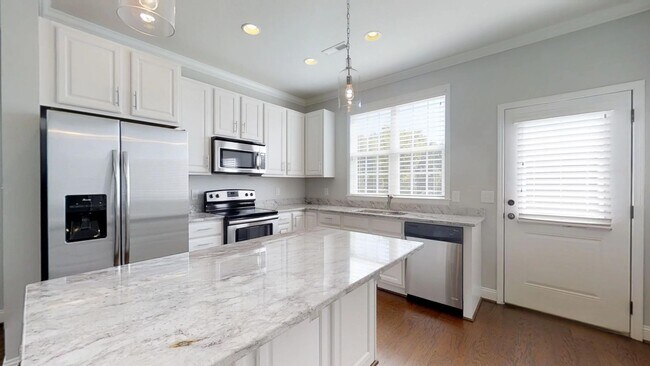 Foto del edificio - 314 South: 2 Bedroom, 2.5 Bath Townhome
