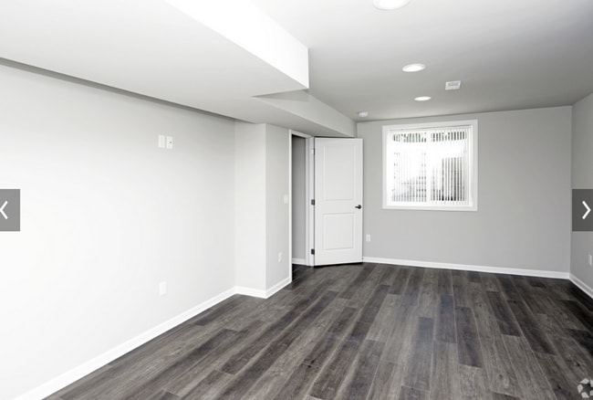 Interior Photo - Mid-Town Park