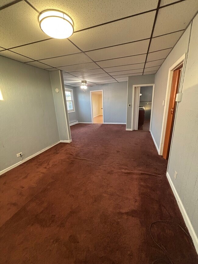 Foto del edificio - 350 Ridge Rd
