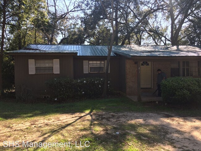 Building Photo - 4 br, 2 bath House - 1907 Crabapple Dr.