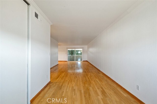 Foto del edificio - 5412 Lindley Ave