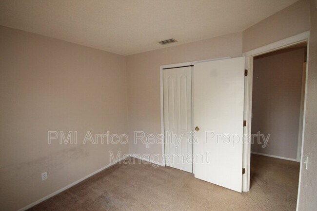 Foto del edificio - 12415 Dawn Vista Dr