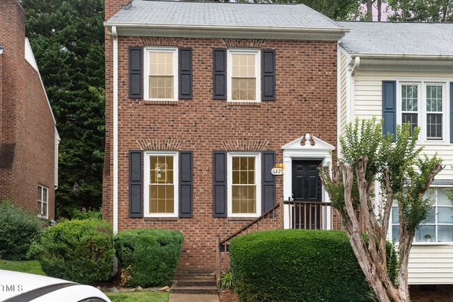 Building Photo - 6225 Waterside Ln