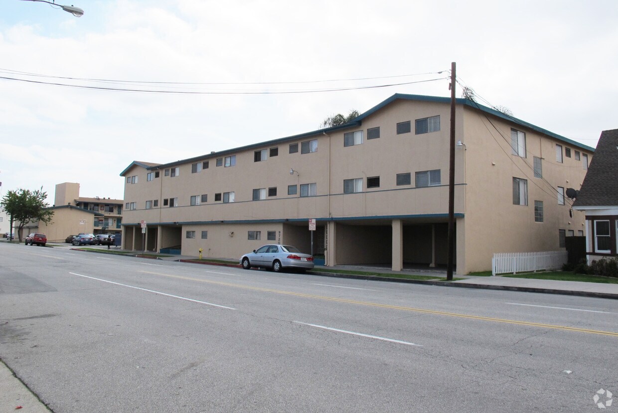 Vista Del Sol Apartments Apartments in Bellflower, CA