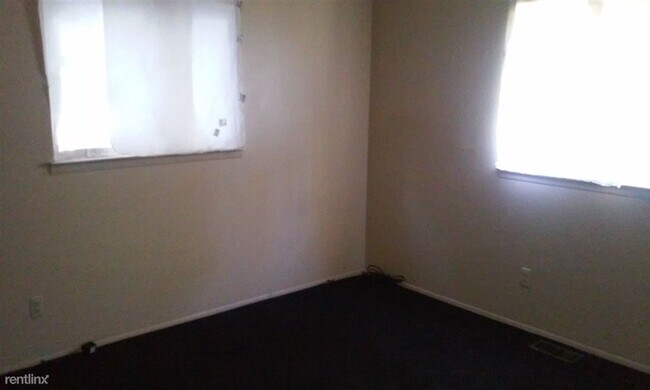Foto del edificio - 3 br, 1 bath House - 17737 Westbrook St