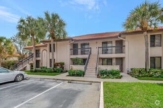 Building Photo - 5151 W Club Cir