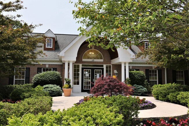 Foto del edificio - 101 Waldorf Dr