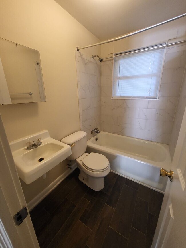 Foto del edificio - 238 9th Ave Pl SW