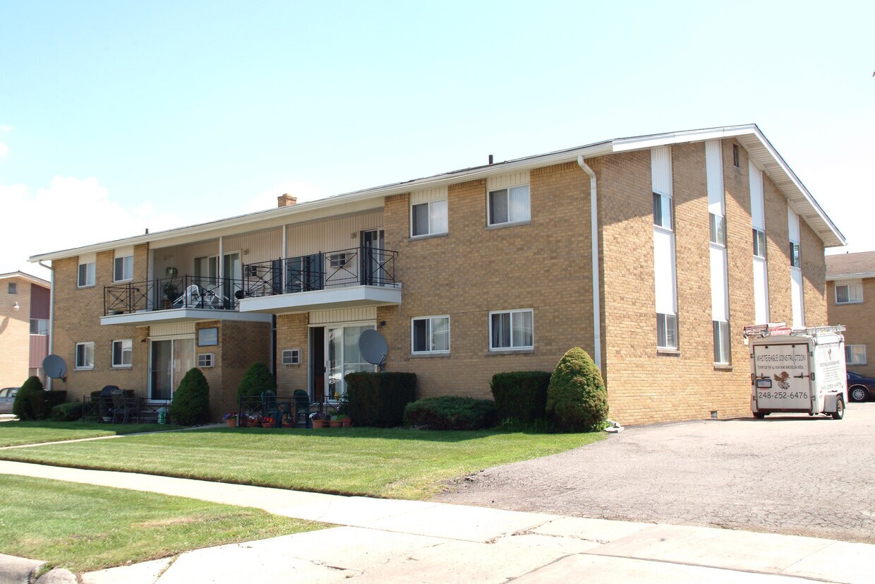 Foto del edificio - Trident Apartments