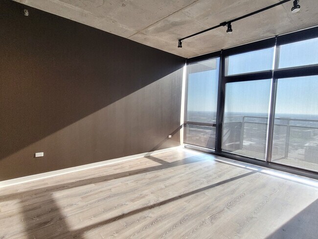 Foto del edificio - 235 W Van Buren St