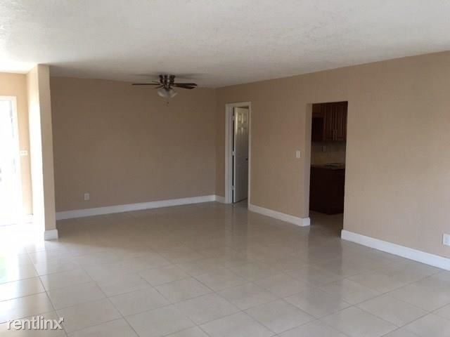 Foto del edificio - 3 br, 2 bath House - 965 NW 199th St # A