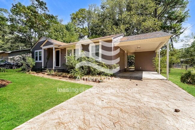 Building Photo - 3174 Charleston Dr