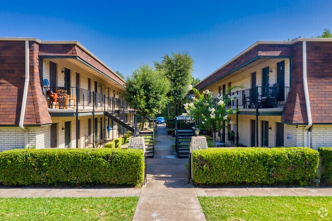 Building Photo - Belleview
