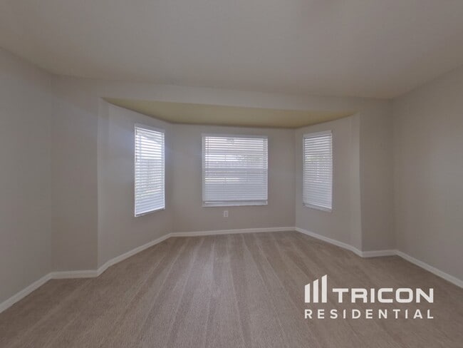 Foto del edificio - 10435 Blackmore Dr