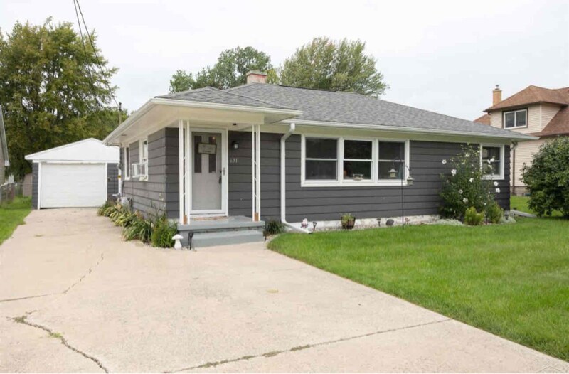 Primary Photo - 631 Walnut St