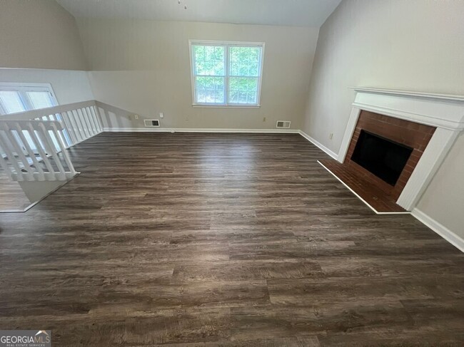 Foto del edificio - 1606 Windy Hill Pl SE