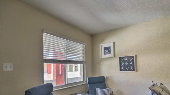 Building Photo - 2704 2nd Street