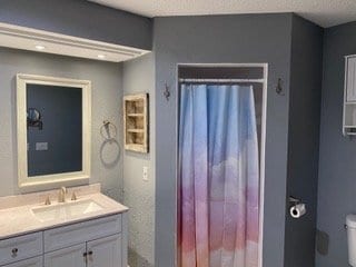 Building Photo - Large Fenced Yard!  Rainbow Woods Home For Rent