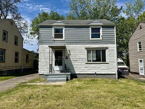 Building Photo - 472 Keck St