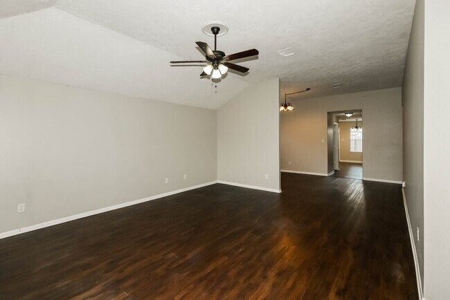 Foto del edificio - 32123 Decker Oaks Dr