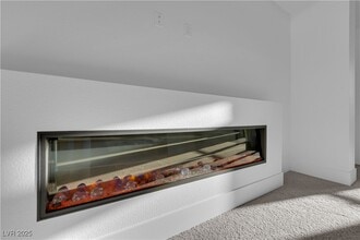 Building Photo - 4792 Outlook Peak St