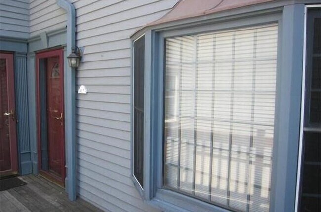 Foto del edificio - 43 Merrymount Rd