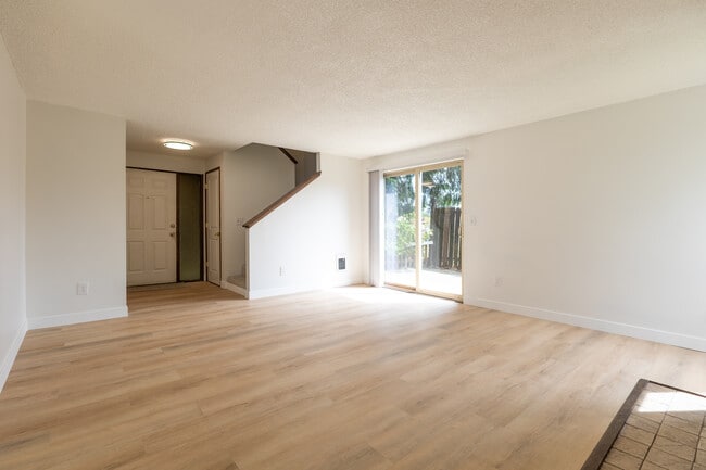Foto del edificio - 914 66th Pl SE