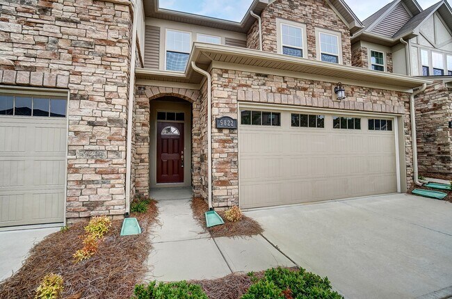 Foto del edificio - (Coming Soon) 3 Bedroom Townhome in Steele Creek!