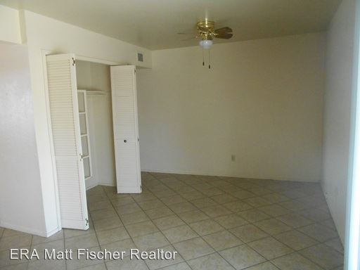 Foto del edificio - 1465 E 23rd St