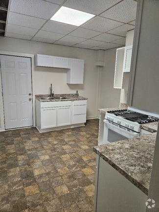 Building Photo - 3917 Burgoon Rd