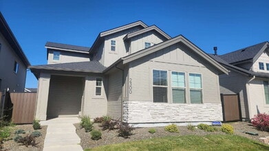 Building Photo - 2300 E Valensole St