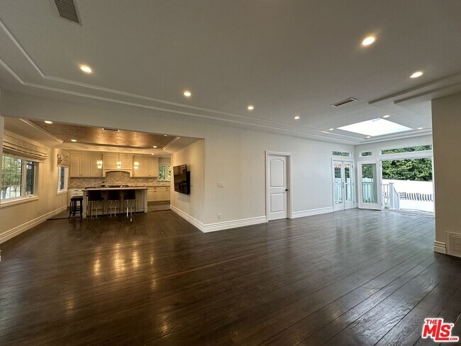 Foto del edificio - 1408 Pandora Ave