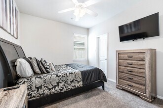 Building Photo - 21388 Timber Lodge Ln