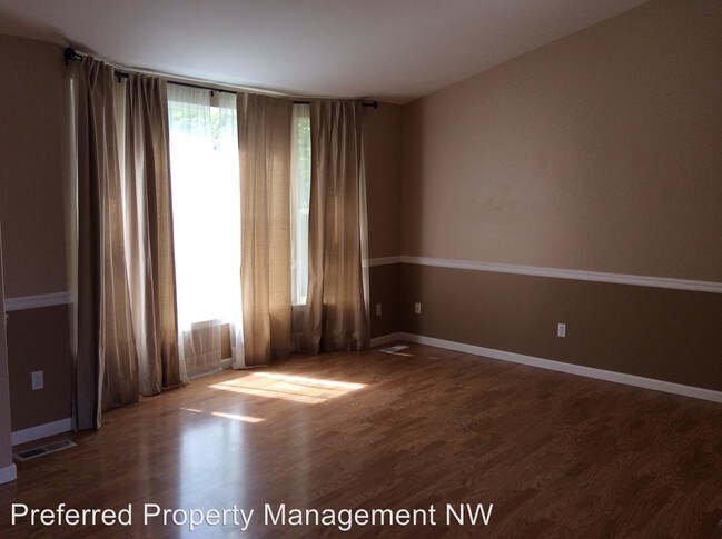 Building Photo - 1325 56th St SE