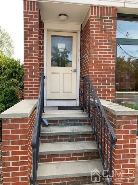 Foto principal - 537 Middlesex Ave