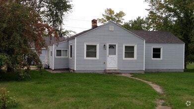 Building Photo - 2401 Bemidji Ave N