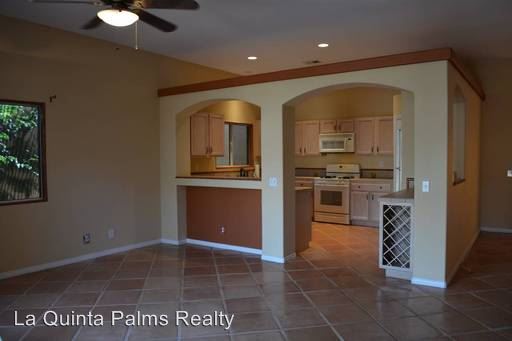 Building Photo - 53165 Avenida Martinez