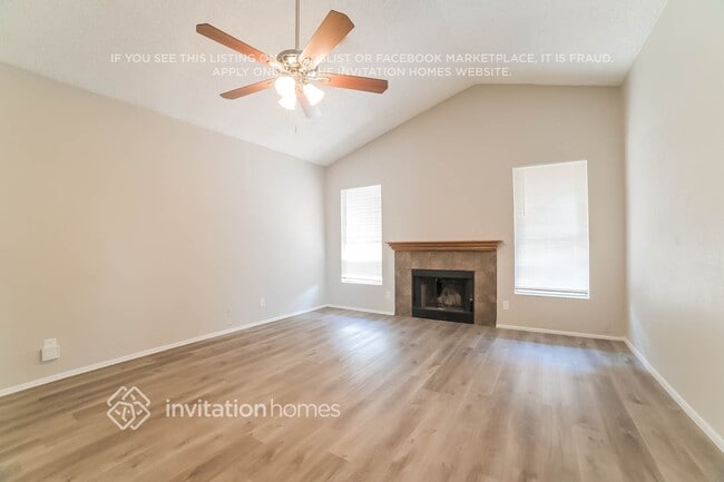 Building Photo - 12522 N 85th Ave