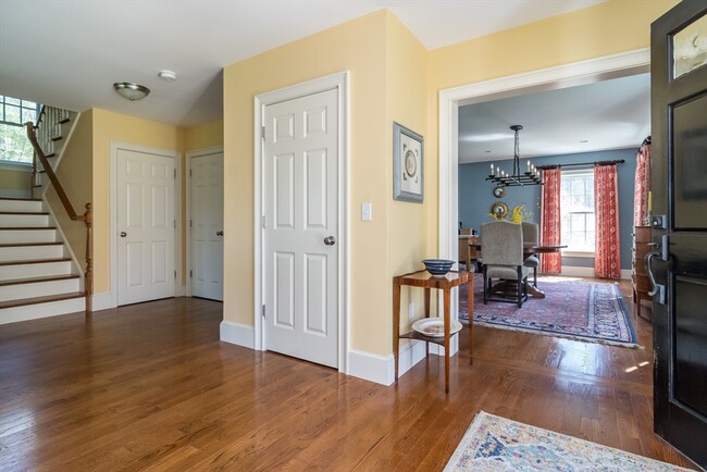 Foto del edificio - 25 Nason Hill Ln