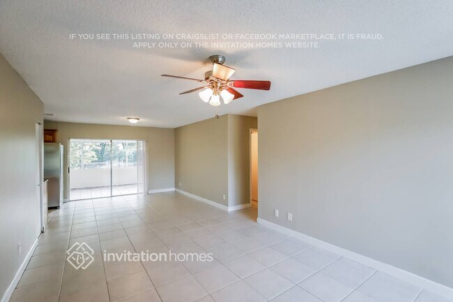 Foto del edificio - 6630 NW 24th Ct