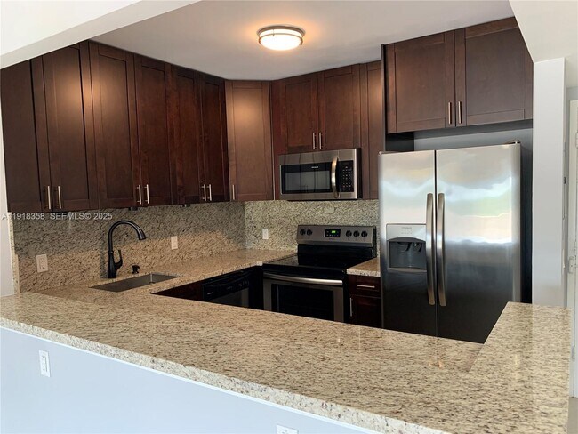 Foto del edificio - 1455 N Treasure Dr