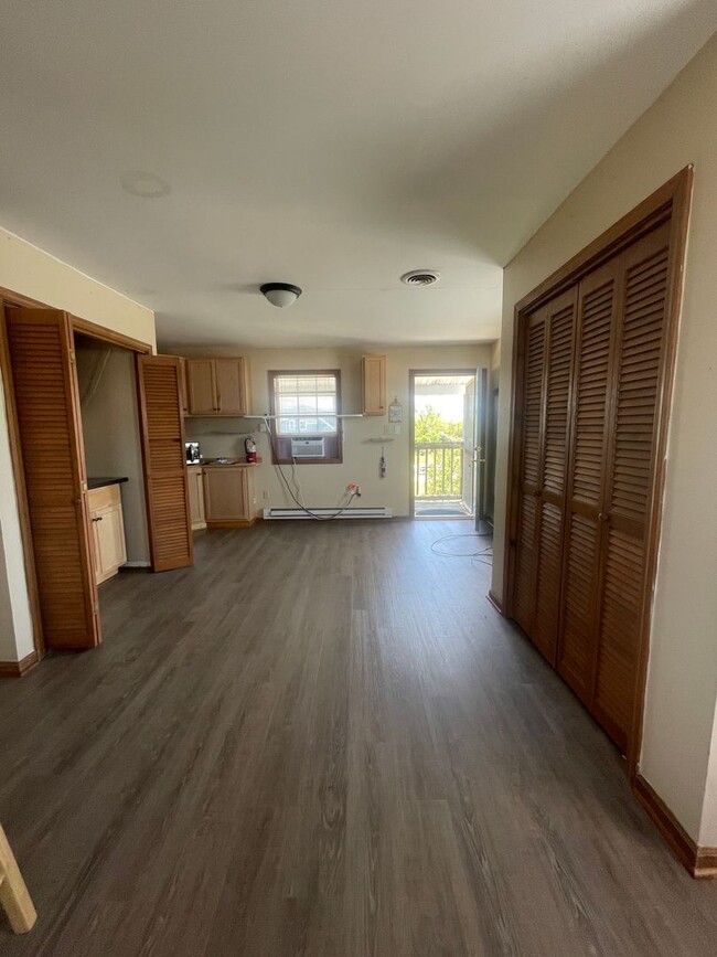 Building Photo - One Bedroom apartment for rent in Manteo