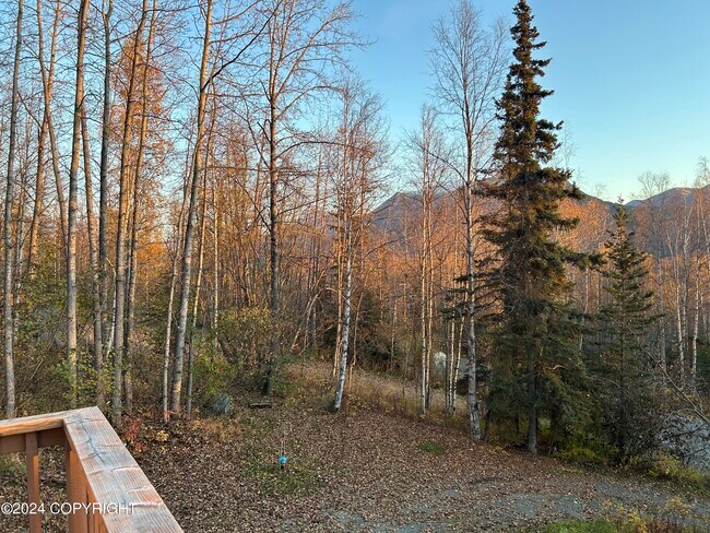 Foto del edificio - 9451 W Lake Dr