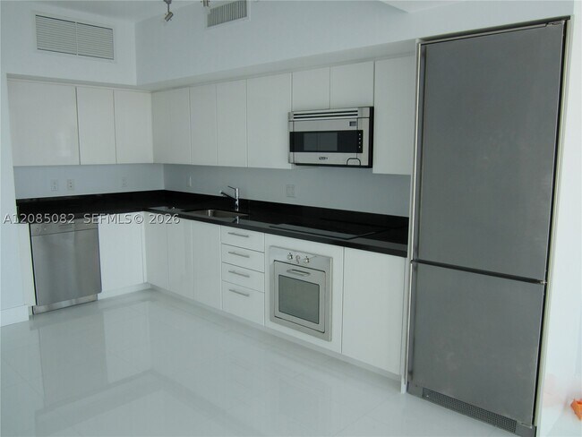 Foto del edificio - 92 SW 3rd St