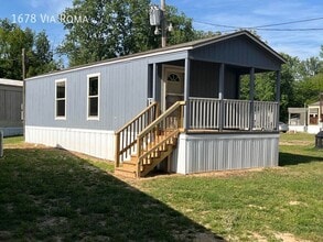 Building Photo - 1678 Via Roma Dr